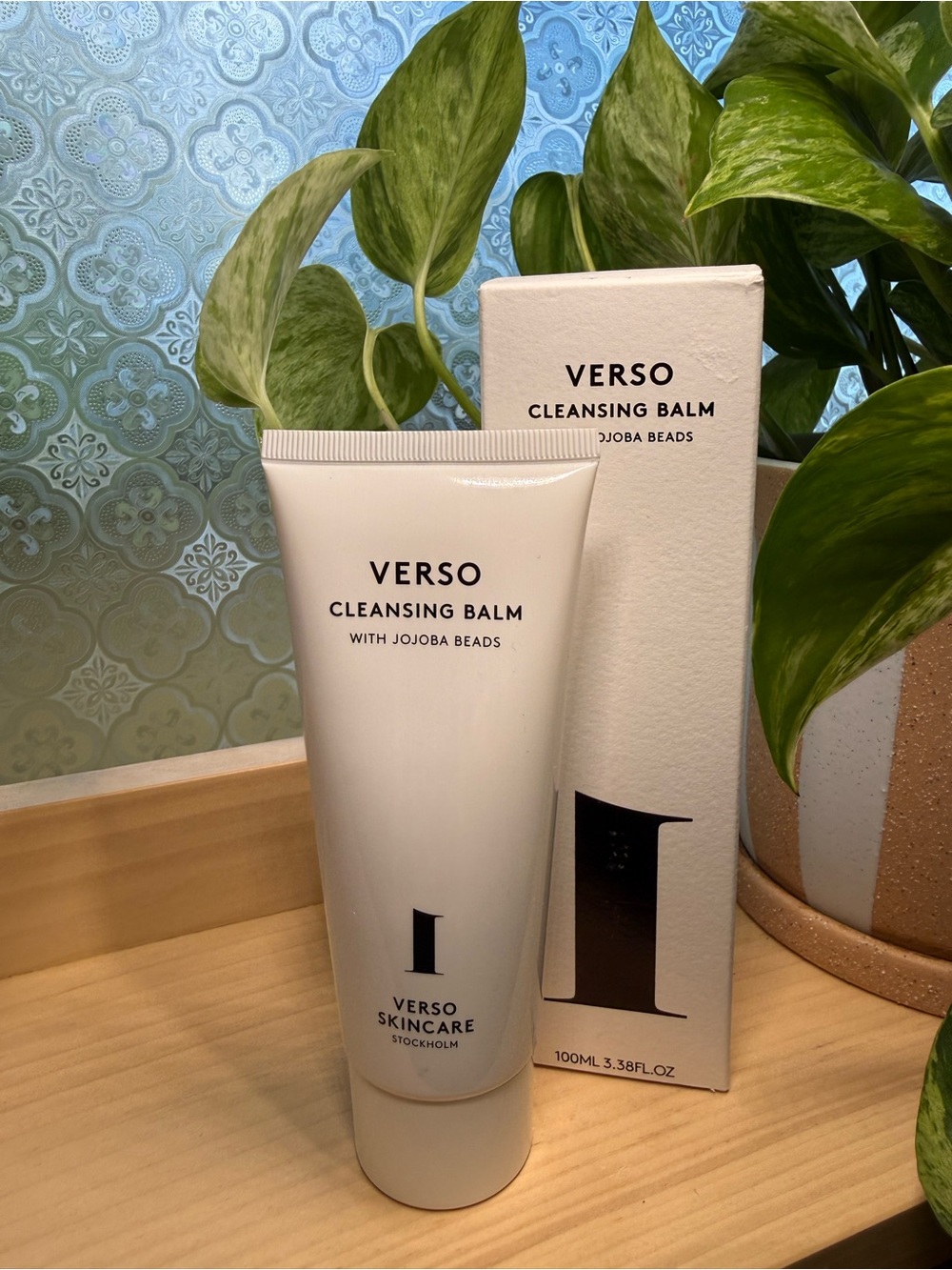 Verso Cleansing Balm with Jojoba Beads Verso Skincare Stockholm New